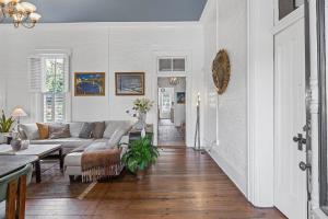 Germantown Old Grand House