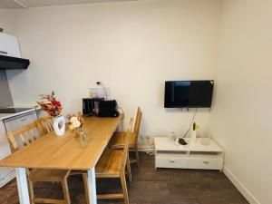 Apart 300m to Arc de Triomphe