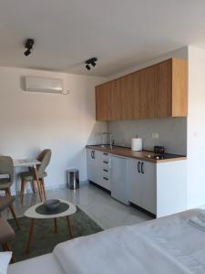 The River Studio Beli