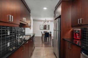 2 bedroom suite with views of Sommets St-Sauveur