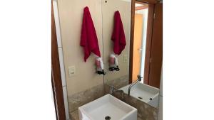 Apto Almeida e Moraes com piscina Condomínio em BC