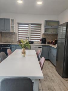 Freya House Valea Avrigului