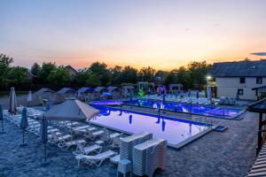 OASIS Hotel