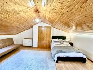 Estúdio com cozinha e casa de banho!