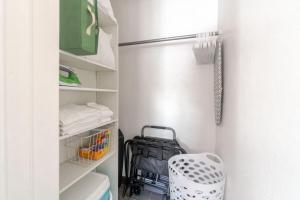 Bliss stylish apartment with pool, by beach