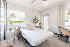 Bliss stylish apartment with pool, by beach