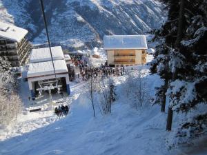 Le9 Bel appartement à Thyon Les Collons, Switzerland