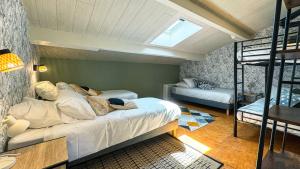 Villas Loft haut de gamme avec jacuzzi a Trelevern : photos des chambres