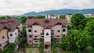 Abu Dhabi Suites 2BR w Balcony & Pool