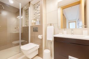 Cosy ensoleillé 2CH proche de Mosquee hassan II et corniche