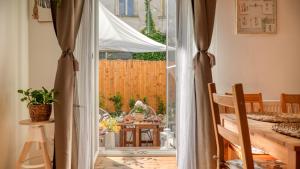 Tanny Boho Housy na pešej zóne