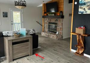 Pet Friendly, 4 Bedrooms Plus Game Room, Easy Walk to Lake Granby & Beacon Landing Marina