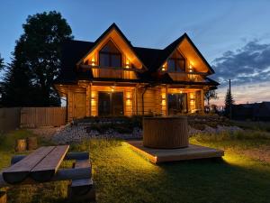 Hygge Tatra Luxury Chalet - Domki z Balią