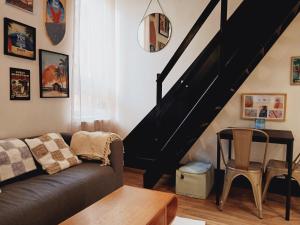 chez Nino le surfer Globe- trotteur