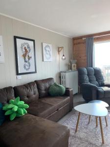 Lake & Lift Bridge Views, Top Floor, Large Deck