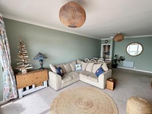 Stunning beach view apartment in Langland