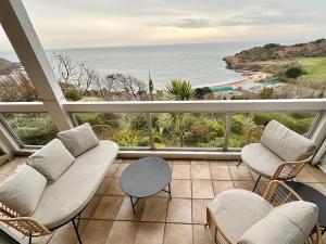 Stunning beach view apartment in Langland