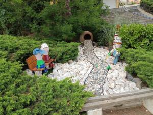 Résidence avec piscine sur quai avec bateau