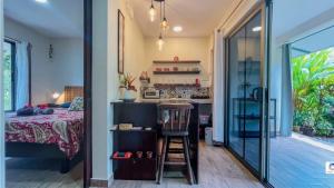 Lovely studio-apartment near the beach