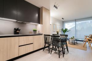 Las Condes Oasis Spacious 1BR Pool and Gym