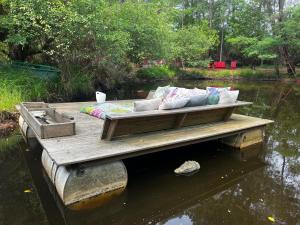 LAquarium de Proust sous les arbres