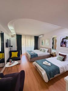 Exclusive Apartments with Lake view