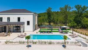 Villa Aria Relax Your Private Oasis in Bisko Village