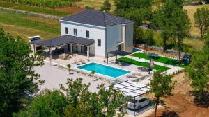 Villa Aria Relax Your Private Oasis in Bisko Village