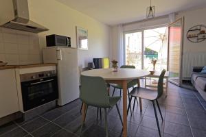 Maisons de vacances Les paquerettes, jardin, garage, parking gratuit : photos des chambres
