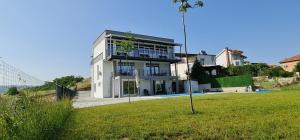 Tashev Apartments
