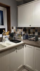 Crawley 3 Bed With Driveway