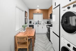 Modern 1 BR Apt - Walk to Ocean & Cafes