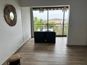 Appartement dans résidence privée avec piscine proche mer