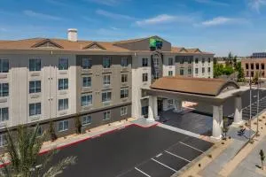 Holiday Inn Express Fresno River Park Highway 41 by IHG