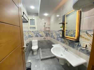 Luxury Villa in Marina 7