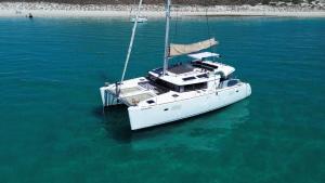 Lagoon 450 F 2019 Catamaran