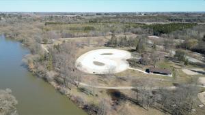 Beautiful Separate Unit, GrandRiver & Kiwanis Park