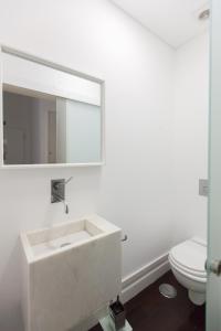 FLH Baixa Vintage Touches Flat