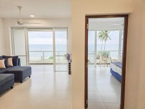 Luxury Beachfront Apartment