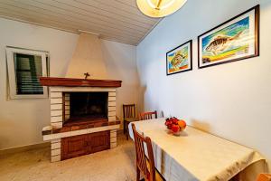 Apartments by the sea Prizba, Korcula - 24647