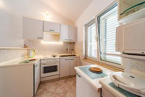 Apartments by the sea Brna, Korcula - 20827