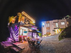 MORITZ By MONTE GANDOLFO