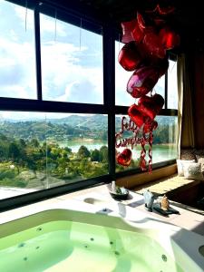 MORITZ By MONTE GANDOLFO