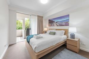 Leafy and Quiet 2BR - Close to Hospital with Parking