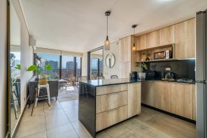 Warm, Central and Modern Apartment