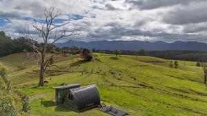Bakers Hut - Off Grid Farm Stay