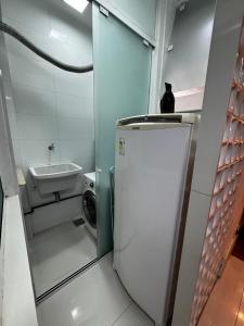 Posto 6 Moderno e Confortável JN44-1002