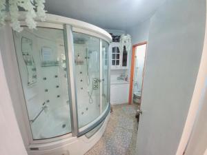 Spanish Casita Superior Suites Tagaytay - Ubytování bez kategorie ve městě Tagaytay