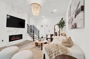 Modern Gated Townhome 5 Mins to NRG & Med Center