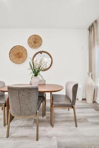 Modern Gated Townhome 5 Mins to NRG & Med Center